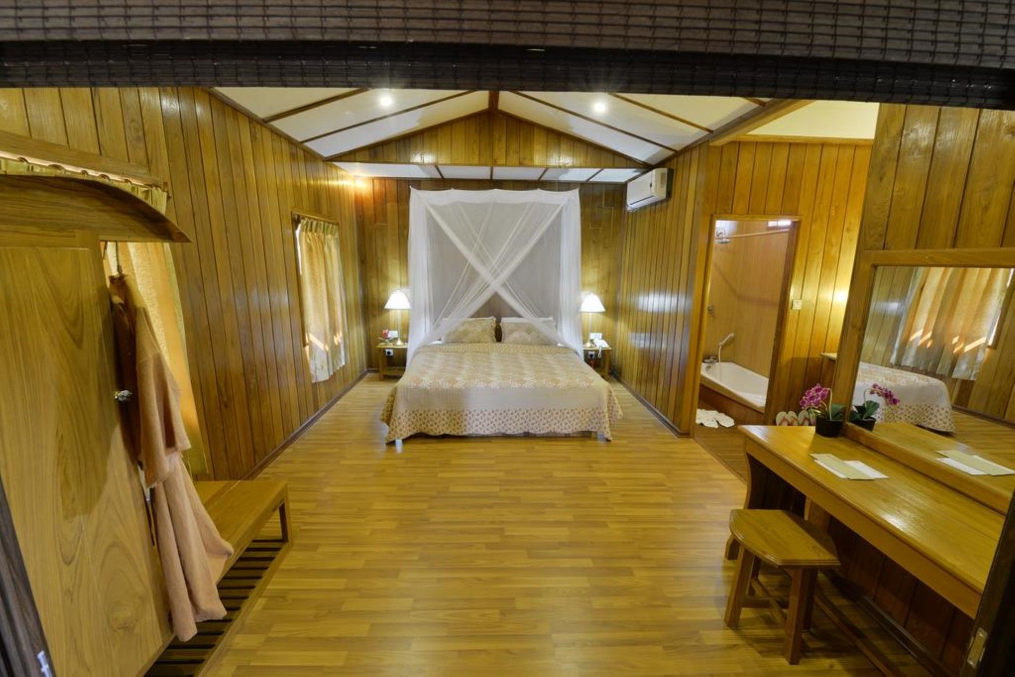 Ann Heritage Lodge Inle Lake Екстер'єр фото